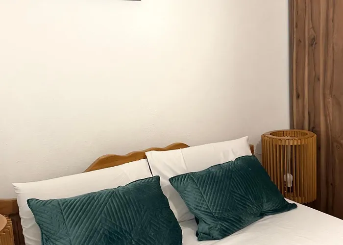 아파트 Family House & Free Parking Golem, Durres