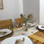 Family House & Free Parking Golem, Durres Apartamento Golem (Tirana)