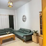 Family House & Free Parking Golem, Durres 格勒姆
