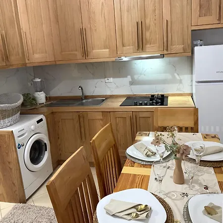 Beach Family Apartment 2 Min To Beach Free Parking Golem