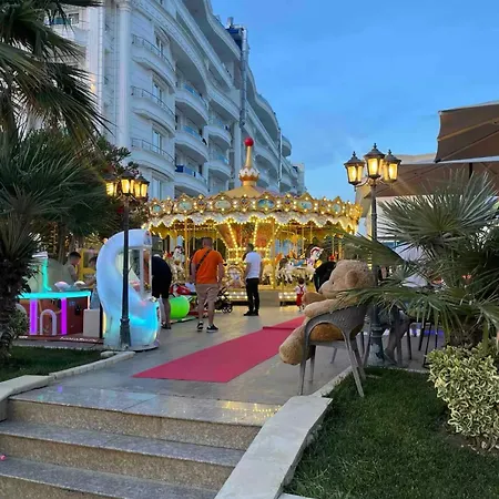 Beach Family Apartment 2 Min To Beach Free Parking Golem