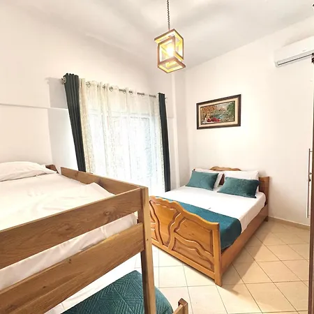 公寓 Family House & Free Parking Golem, Durres *