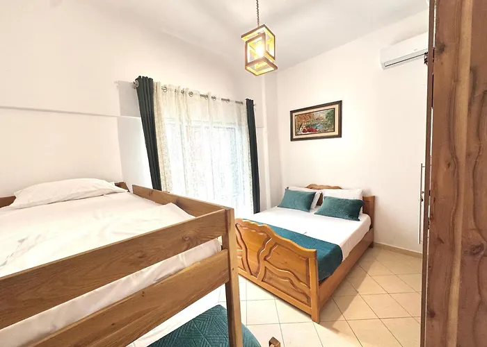 公寓 Family House & Free Parking Golem, Durres *